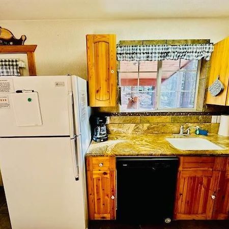 Ferienwohnung Cozy Bear South-Inside Yosemite-Sleeps 5 Yosemite West Exterior foto