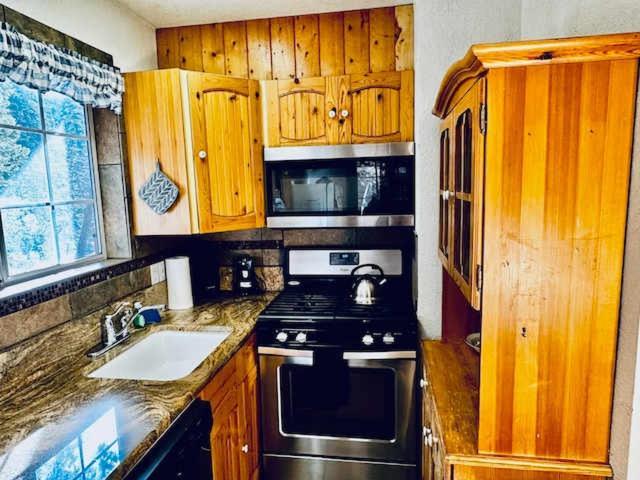 Ferienwohnung Cozy Bear South-Inside Yosemite-Sleeps 5 Yosemite West Exterior foto